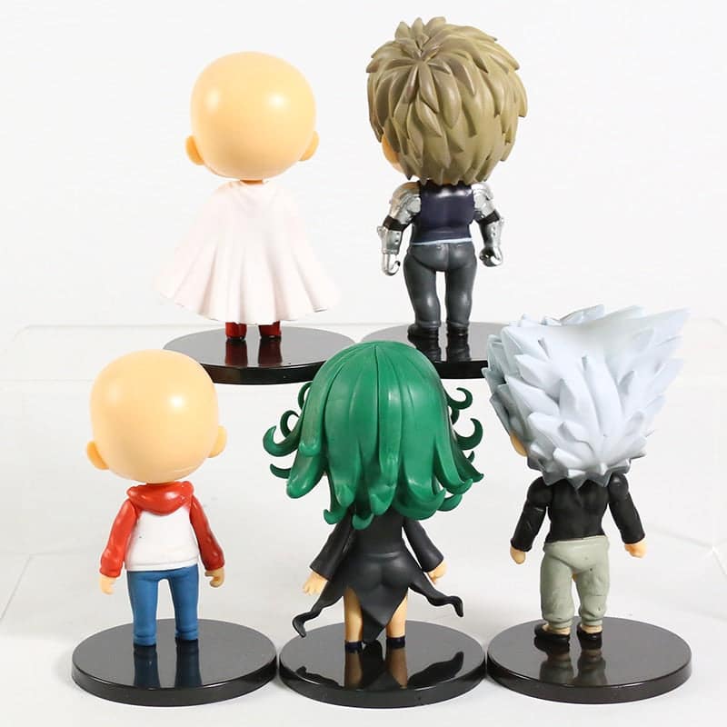 Set Of 5 One Punch Man Figurines.
